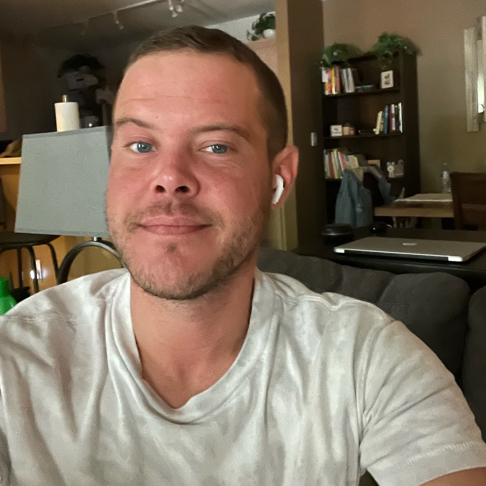 Meet your Posher, Eric